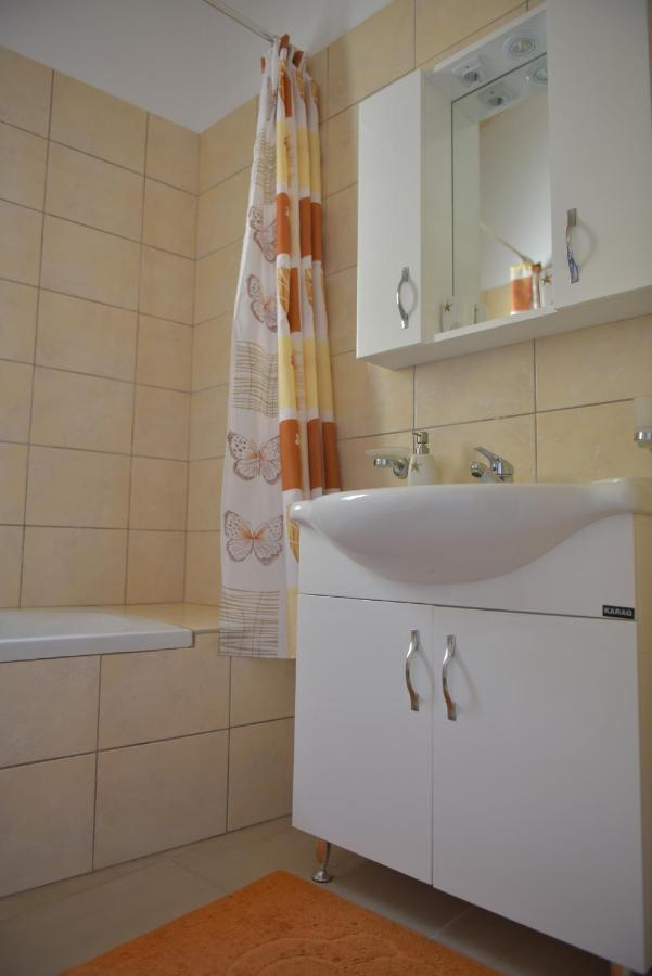 Apartment Sofia - Beachfront Agios Spyridon (Corfu) Exterior foto