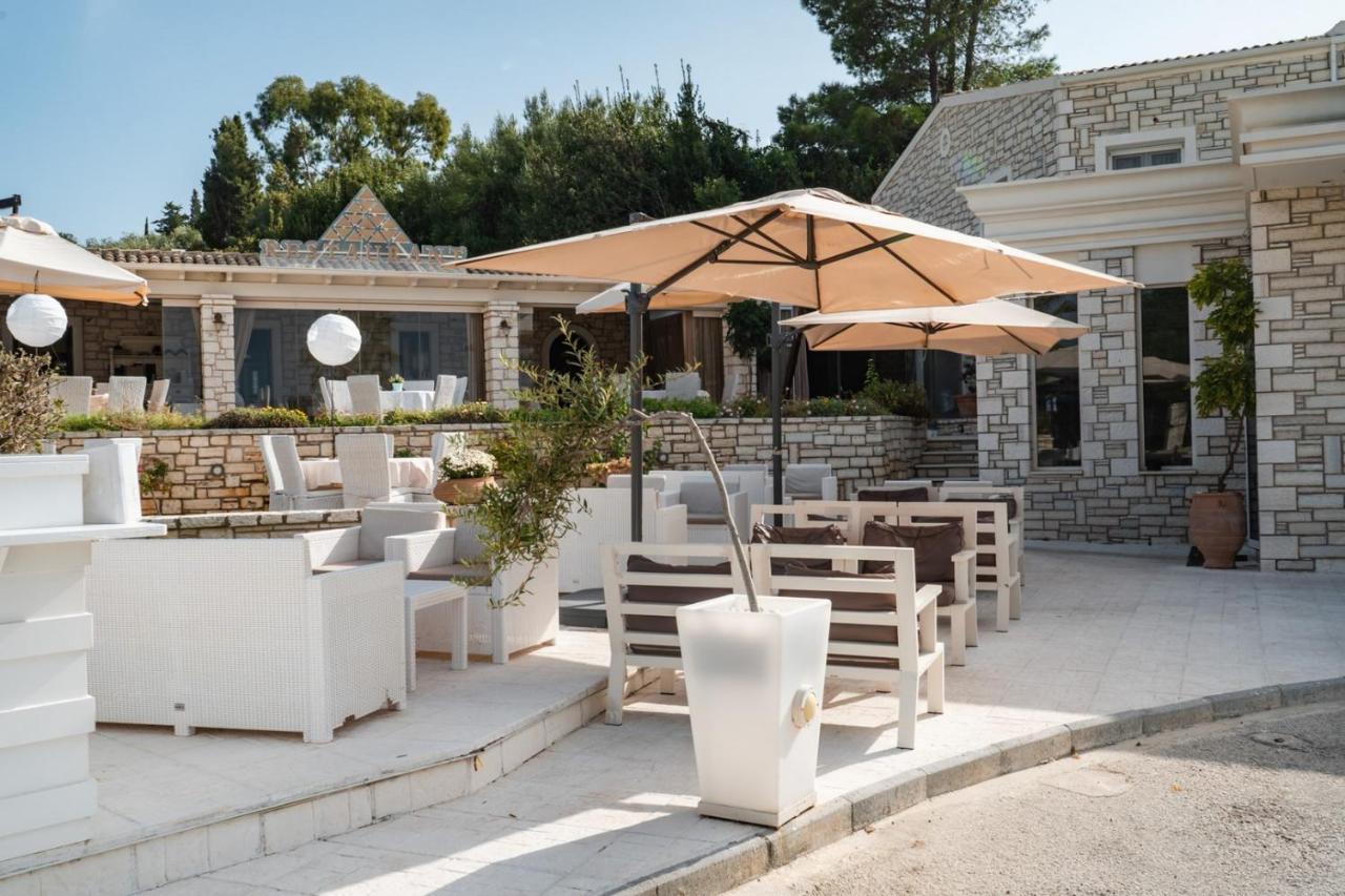 Apartment Sofia - Beachfront Agios Spyridon (Corfu) Exterior foto