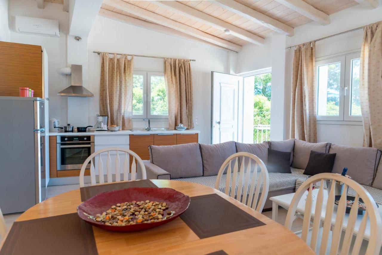 Apartment Sofia - Beachfront Agios Spyridon (Corfu) Exterior foto